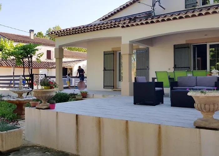 Charmante Maison Climatisee Vedene - Avignon Avec Piscine