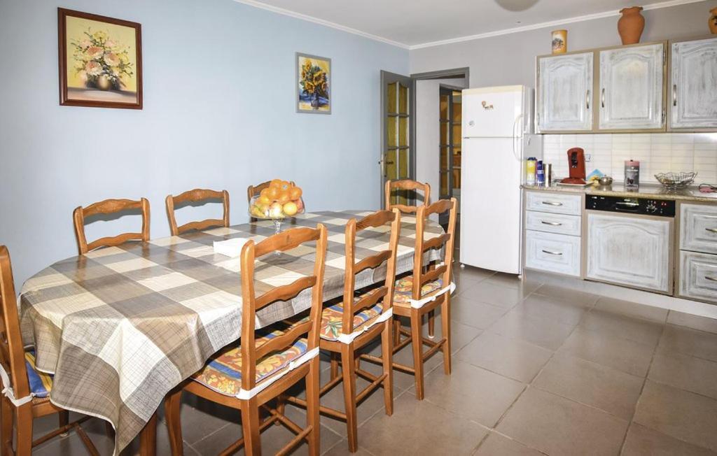 Charmante Maison Climatisee - Avignon Avec Piscine Villa